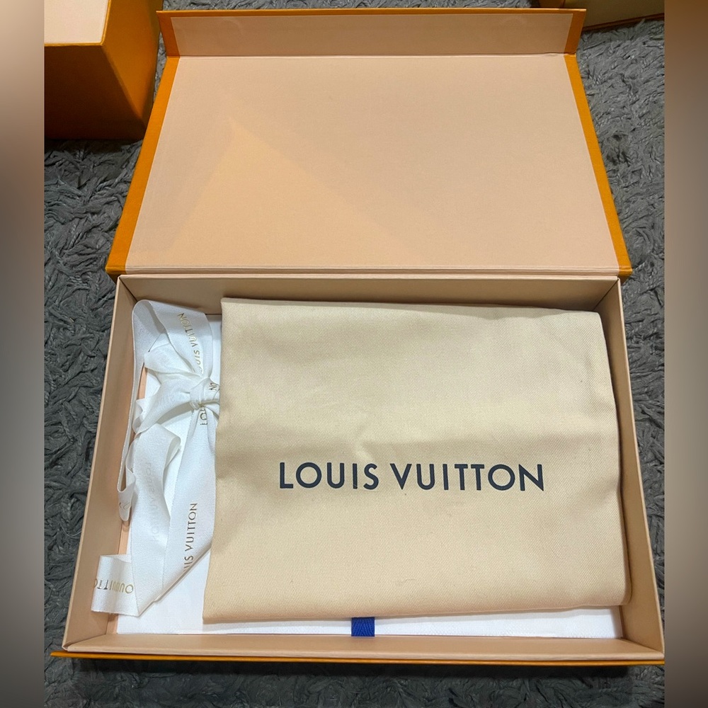 Louis Vuitton box, dust bag and bow